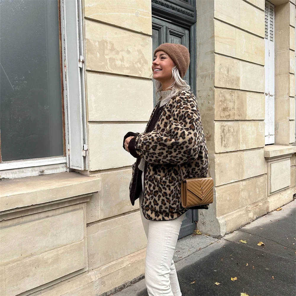 Lea | Jacke mit O-Ausschnitt und Leopardenprint