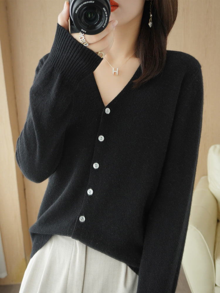 Damen Warme Strickjacke mit V-Ausschnitt | Knopf Daunen
