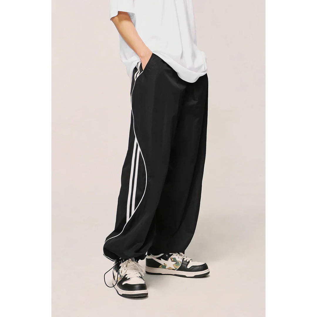Herren Jogginghose mit weitem Bein | Seitenstreifen
